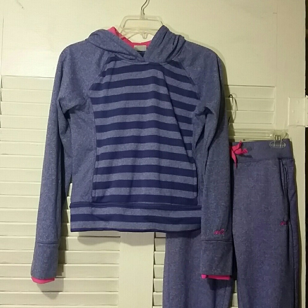 Avia Hoodie & Pants